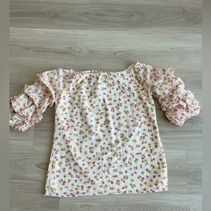 CeCe Floral Patterned Sleeve Blouse in Size XS